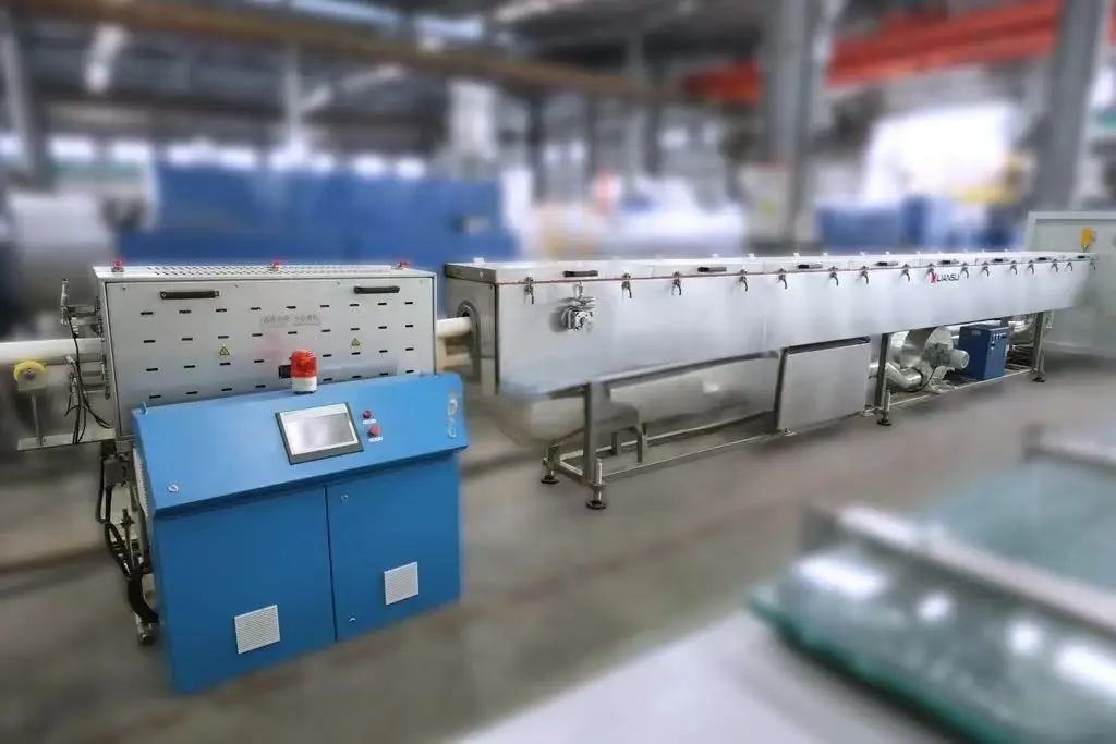 Innovation empowerment! The PVC-O Oven under Laier Electric Heating has achieved a dual breakthrough in precise temperature control and high-speed production